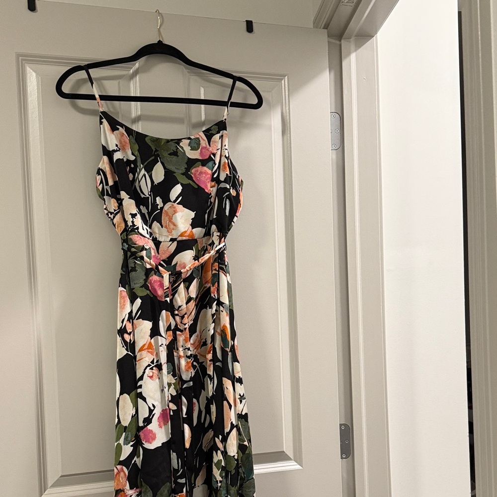 Lulu's Black Floral Maxi Dress